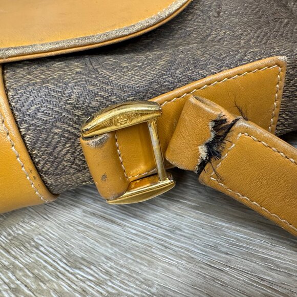 Vintage GUCCI Silk Jacquard Crossbody Bag - Picture 6 of 14